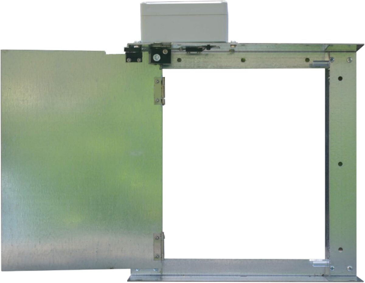 Test de la porte de poulailler automatique Agrimatic : sécurité et robustesse