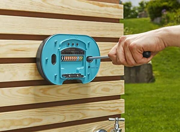 Découvrez notre test détaillé des meilleurs systèmes d'irrigation intelligents : fonctionnalités, performance et avis d'expert pour optimiser votre arrosage automatique. 
