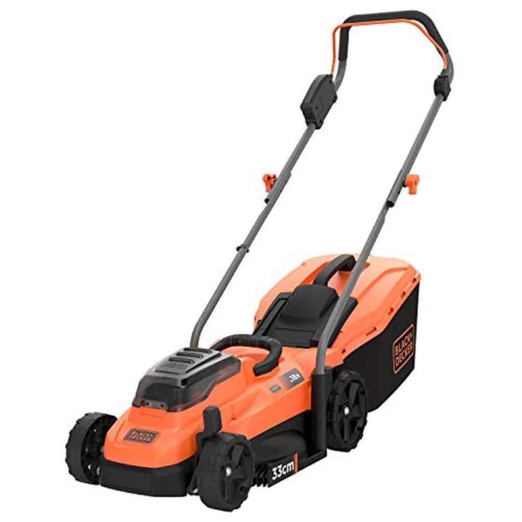 Test de la tondeuse BLACK+DECKER 18V BCMW3318L2-QW : efficacité et polyvalence