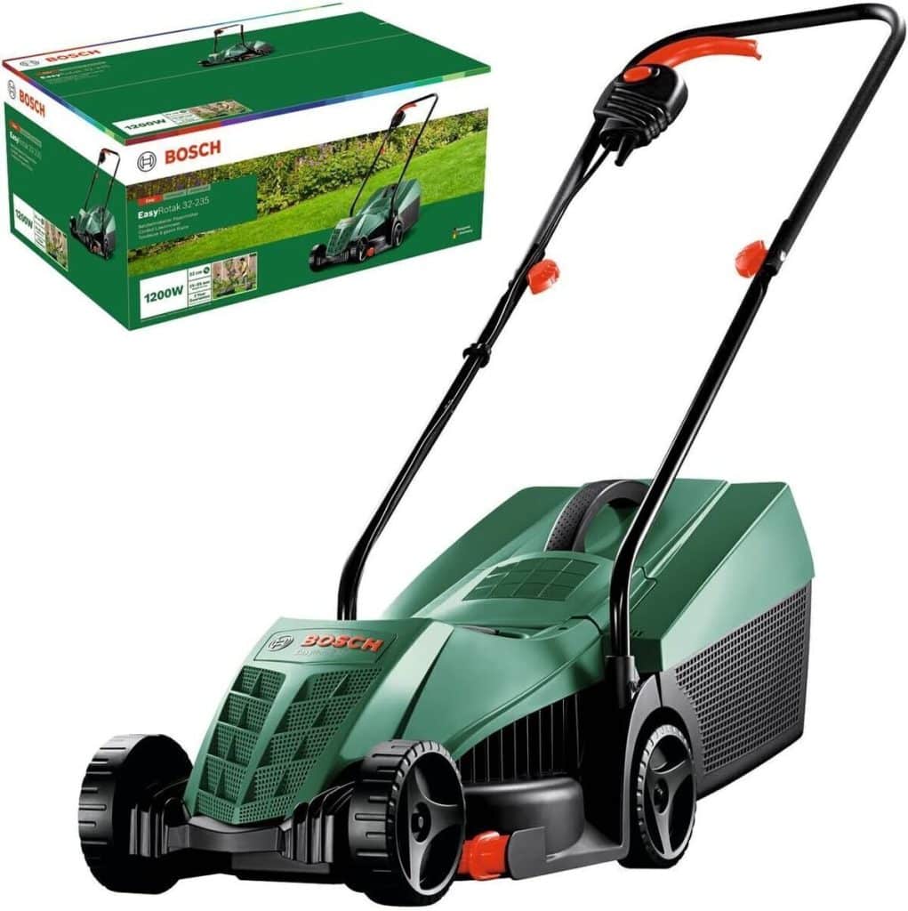 Test Bosch EasyRotak 32-235 : tondeuse compacte et performante